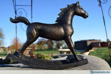 Cheval à bascule en fonte patinée bronze