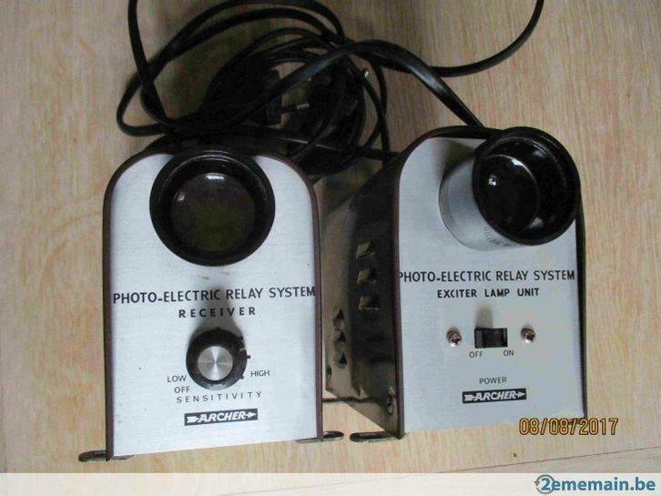 Photo Electric Relay System "Archer", Bricolage & Construction, Systèmes d'alarme, Utilisé, Enlèvement ou Envoi