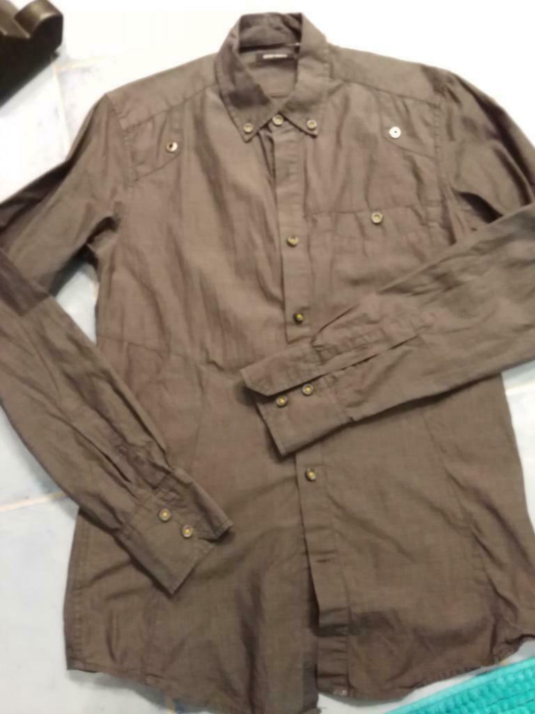 Chemises hommes lot de 2 pièces, Vêtements | Hommes, Chemises, Enlèvement, Porté