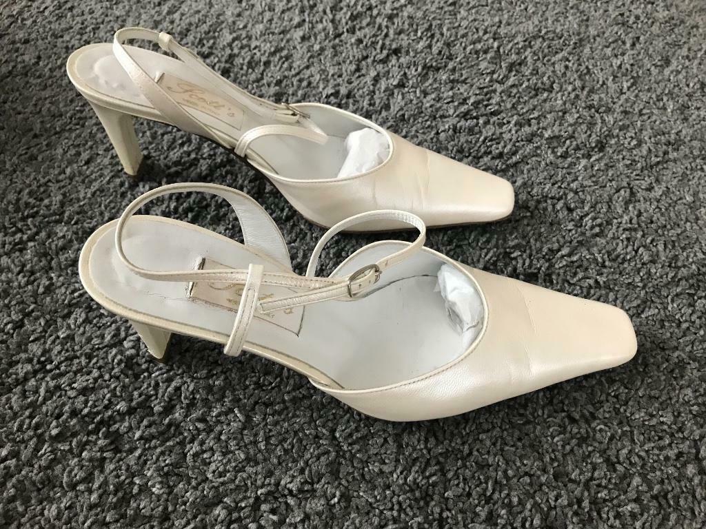 Chaussures de mariage nacre - pointure 36, Wit, Overige typen, Ophalen of Verzenden, Gedragen