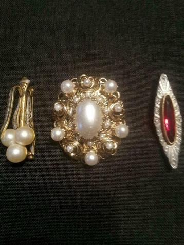 Vintage juwelen: 3 prachtige broches in perfecte staat beschikbaar voor biedingen