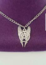 Ketting wings and pentacle