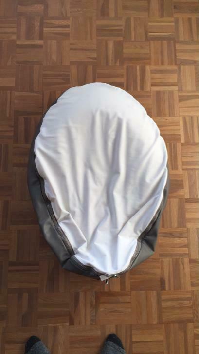 Doomoo zitzak wit/taupe, Kinderen en Baby's, Overige Kinderen en Baby's, Gebruikt, Ophalen of Verzenden