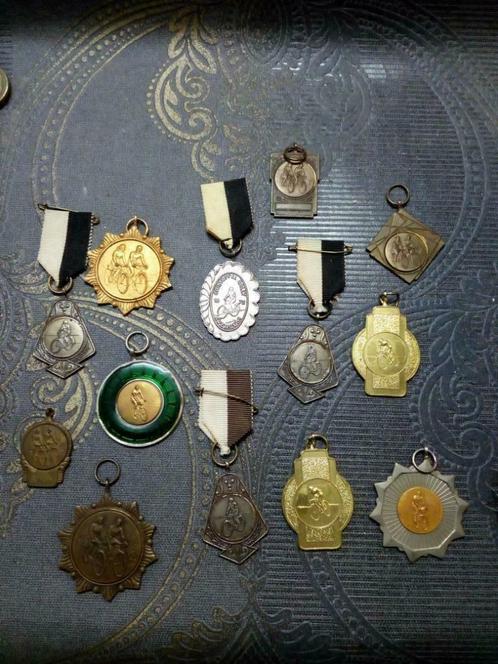Diverse oude medailles Euraudax Les Audax Francais 1000km, Timbres & Monnaies, Pièces & Médailles, Autres matériaux, Enlèvement ou Envoi