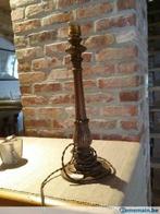 Magnifique ancien pied de lampe en chêne sculpté, Antiquités & Art, Enlèvement ou Envoi