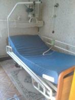 elektrisch medisch bed + matras (bezorging mogelijk)