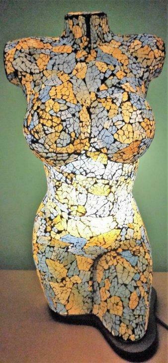 Damestorso's sfeerlamp kleurrijk mozaiekglas handgemaakt, Antiek en Kunst, Kunst | Overige Kunst, Ophalen of Verzenden