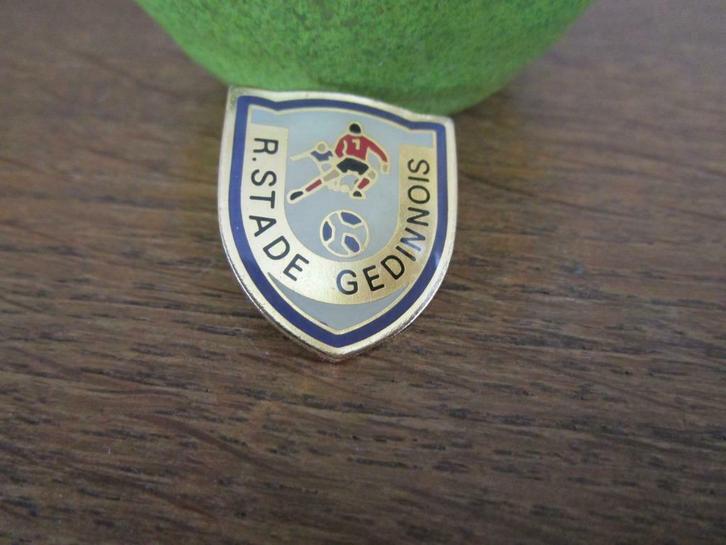 Pins Gedinnois, Collections, Broches, Pins & Badges, Neuf, Insigne ou Pin's, Sport, Enlèvement ou Envoi