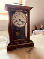 Horloge de table en noyer époque Junghans 1910, Antiquités & Art, Antiquités | Horloges, Enlèvement