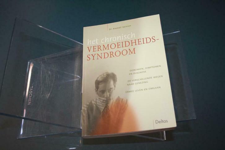 Het Chronisch Vermoeidheidssyndroom – Dr. Alastair Jackson U, Boeken, Advies, Hulp en Training, Zo goed als nieuw, Ophalen of Verzenden