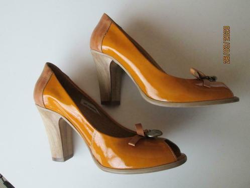 Schoenen van Boo - maat 39, Kleding | Dames, Schoenen, Zo goed als nieuw, Pumps, Ophalen of Verzenden
