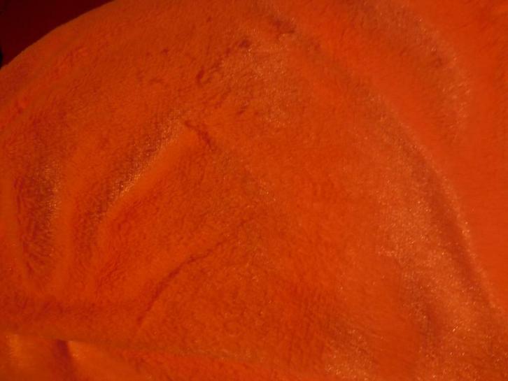 stof oranje pluche bont coupon, Hobby en Vrije tijd, Naaien en Fournituren, Nieuw, Overige typen, Ophalen of Verzenden