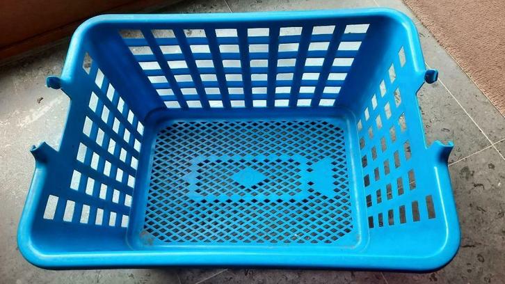 zeer leuke handige vintage blauwe plastieken wasmand / retro, Antiek en Kunst, Curiosa en Brocante, Ophalen of Verzenden