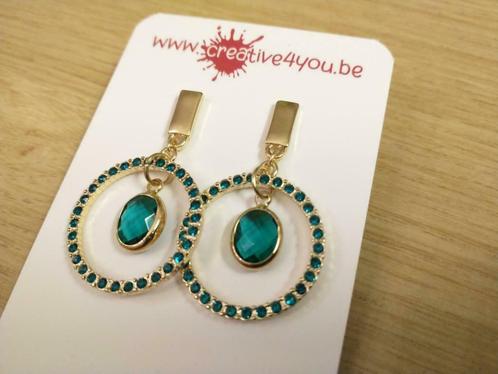 Oorstekers Summer Vibes petrol / geel / groen /roze, Handtassen en Accessoires, Oorbellen, Nieuw, Knopjes of Stekers, Goud, Overige kleuren
