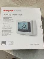 Honeywell 7dagen thermostat, Bricolage & Construction, Chauffe-eau & Boilers, Comme neuf, Enlèvement ou Envoi