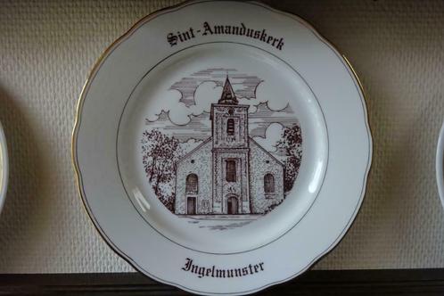 1 uniek bord Magvam porselein van Ingelmunster amandus kerk, Antiquités & Art, Antiquités | Porcelaine, Enlèvement ou Envoi