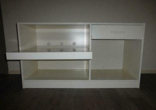 wit tv-meubel  zeer degelijk en in goede staat, Maison & Meubles, Armoires | Mobilier de télévision, Utilisé, Moins de 100 cm