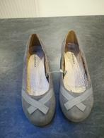 Ballerines neuves Naf Naf 36, Vêtements | Femmes, Chaussures, Neuf, Gris, Enlèvement ou Envoi, Naf Naf