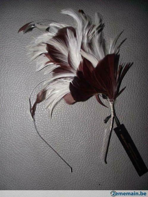 ASOS Fascinator feathers serre-tête avec plumes NEUF, Bijoux, Sacs & Beauté, Accessoires Autre, Neuf, Envoi
