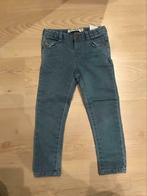 Te koop jeans, Kinderen en Baby's, Kinderkleding | Maat 98, Broek, Meisje, Ophalen of Verzenden, Zo goed als nieuw