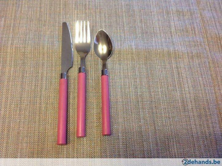 NIEUW 18 delig bestek met rozekleurig heft / handvat, Huis en Inrichting, Keuken | Bestek, Nieuw, Ophalen of Verzenden