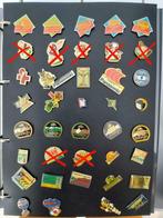 Collectie pins allerlei (ook per stuk), Collections, Broches, Pins & Badges, Comme neuf, Enlèvement ou Envoi