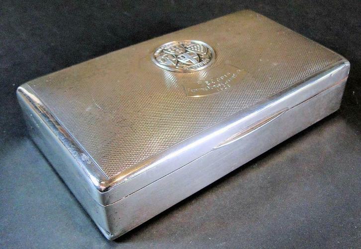 Zilveren doos voor sigaretten,  juwelen, verzamelingen ..., Antiek en Kunst, Curiosa en Brocante, Ophalen of Verzenden