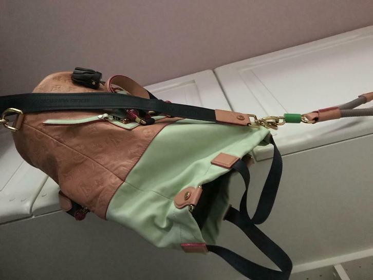 Handtas Louis Vuitton, Handtassen en Accessoires, Portemonnees, Nieuw, Overige merken, Roze, Leder, Ophalen of Verzenden