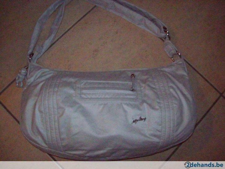 prachtige  kipling zeer lichtgrijze -ecru  schoudertas nieuw, Handtassen en Accessoires, Tassen | Damestassen, Nieuw, Grijs, Ophalen of Verzenden