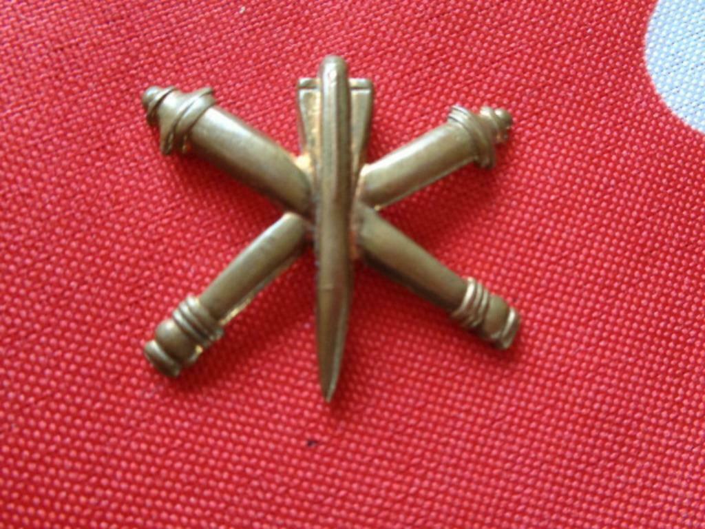 Insigne militaire Belge. N 4., Collections, Objets militaires | Général, Autres, Enlèvement ou Envoi