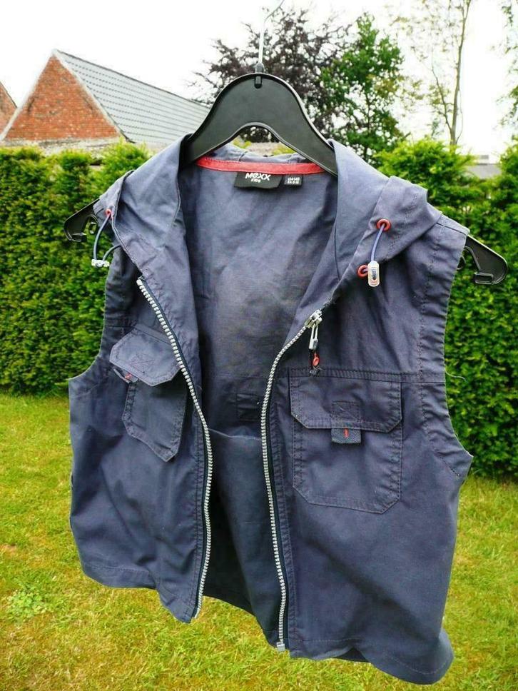 Bodywarmer/gilet MEXX met leuke details, Kinderen en Baby's, Kinderkleding | Overige, Zo goed als nieuw, Jongen, Ophalen of Verzenden