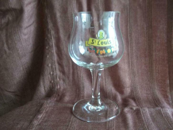 St - Louis glazen, Verzamelen, Glas en Drinkglazen, Zo goed als nieuw, Bierglas, Ophalen of Verzenden