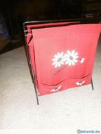 Vintage mandjes retro schattig magazine rek of ...., Antiek en Kunst, Ophalen