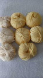 Laine à tricoter blanche et jaune., Hobby & Loisirs créatifs, Tricot & Crochet, Enlèvement ou Envoi, Neuf