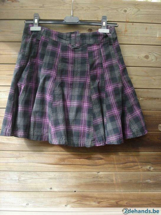 Korte geruite rok merk: Madonna maat XS, Kleding | Dames, Rokken, Gedragen, Maat 34 (XS) of kleiner, Ophalen of Verzenden