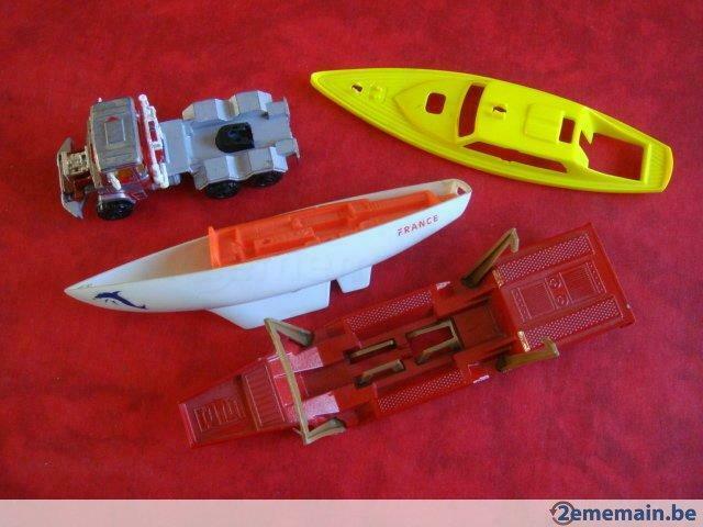 Camion Avec Remorque Bateau Majorette 1/87e – Noir Et Rose, Made In France !