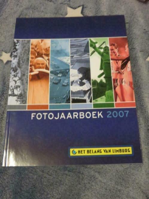 Jaarboek 2007 - Het Belang van Limburg, Collections, Revues, Journaux & Coupures, Journal ou Magazine, 1980 à nos jours, Enlèvement ou Envoi
