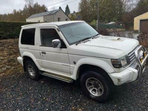 mitsubish pajero 4x4 2.8cc tdi 5 places/2clim/ac 137000km, Autos, Mitsubishi, Entreprise, Pajero, 4x4, ABS, Airbags, Air conditionné