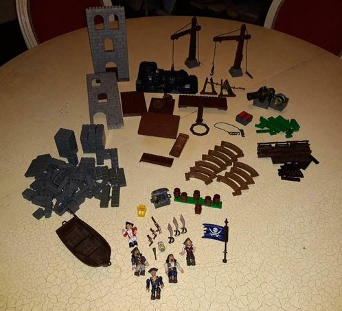 JEU DE CONSTRUCTION : Pirates et tour de guet, Kinderen en Baby's, Speelgoed | Overig, Ophalen of Verzenden