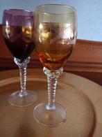 2 mooie porto vintageglaasjes op gedraaide voet en bladgoud, Antiek en Kunst, Ophalen of Verzenden