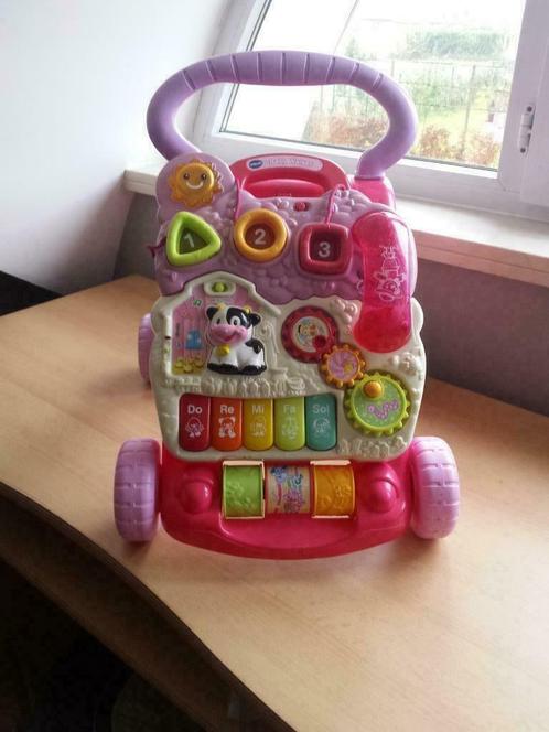 VTech loophulpje Baby Walker roze, Kinderen en Baby's, Speelgoed | Educatief en Creatief, Zo goed als nieuw, Puzzelen, Ontdekken