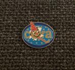 PIN - CORA, Collections, Envoi, Utilisé, Autres sujets/thèmes, Insigne ou Pin's
