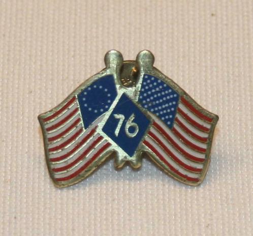 pin Amerikaanse vlag 76 - spirit of '76, Verzamelen, Speldjes, Pins en Buttons, Verzenden