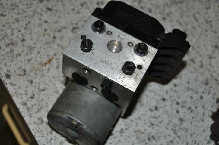 ABS ESP 8E0 614 111 T Audi / VW / Skoda / Seat., Auto-onderdelen, Remmen en Aandrijving, Audi, Seat, Volkswagen, Skoda, Gebruikt