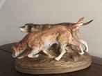 Sculpture en porcelaine Art Déco, 2 chiens de chasse, Antiquités & Art, Antiquités | Porcelaine, Enlèvement ou Envoi