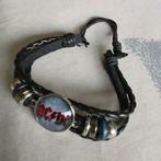 Bracelet AC / DC avec bracelet en cuir (réglable), Noir, Cuir, Avec bracelets à breloques ou perles, Enlèvement ou Envoi