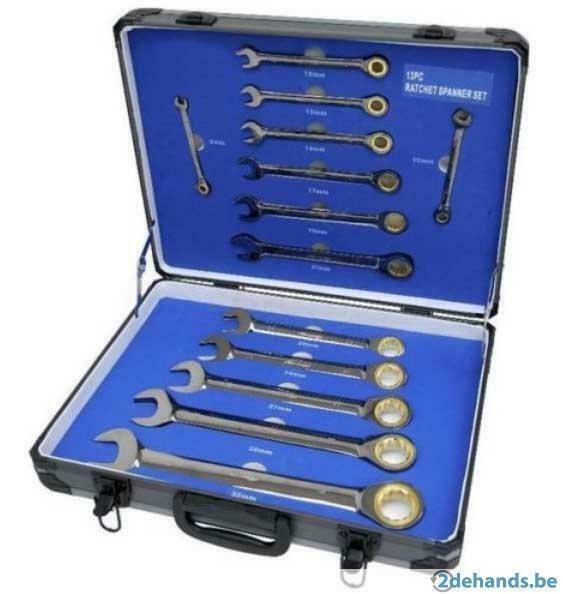 13-delige steek- en ratelsleutel set 8 - 32 mm, Auto diversen, Autogereedschap, Nieuw, Ophalen