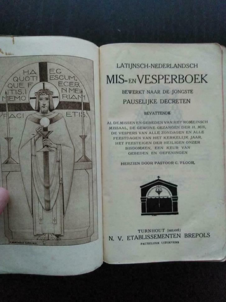 Latijnsch-Nederlandsch Mis- en vesperboek, Antiek en Kunst, Antiek | Boeken en Manuscripten, Ophalen of Verzenden