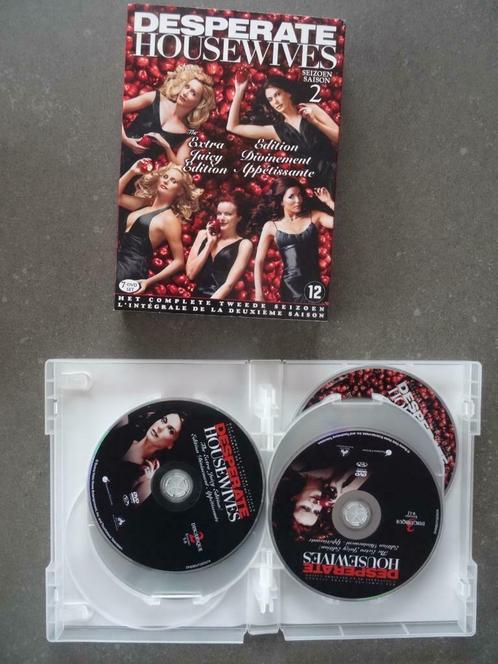 Desperate Housewives seizoen 2 -  7 DVDset, CD & DVD, DVD | Action, Comédie d'action, Coffret, À partir de 12 ans, Enlèvement ou Envoi