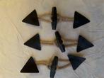 brandebourg de cuir forme triangulaire avec bûchette de 5 cm, Hobby & Loisirs créatifs, Enlèvement ou Envoi, Neuf